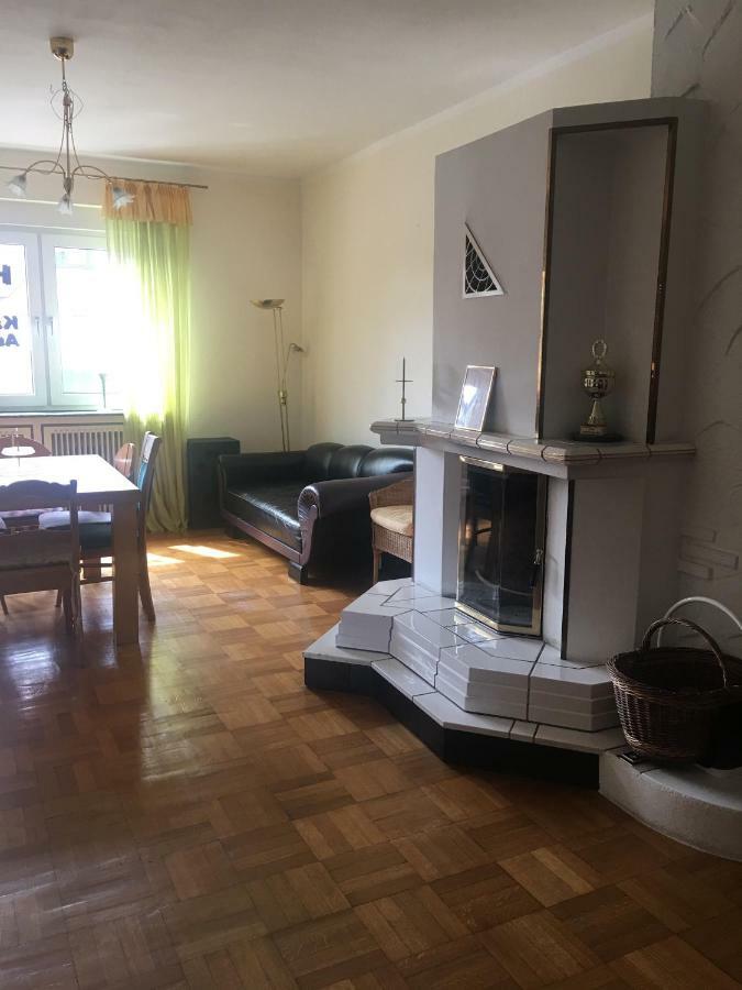 Apartment Am Friedrich Ebert Park Mit Ueber 100Qm Wohnflaeche Hamm  Exterior photo